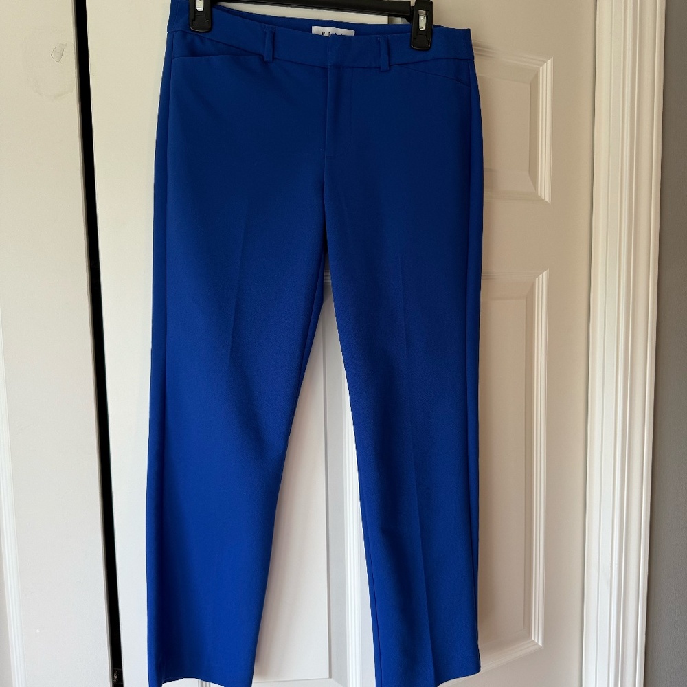 Women's cropped royal blue dress pants size 2, Elle brand